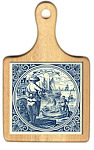 Cheeseboard w/ Delft-Blue Tile - Zeeman/Naval Seaman