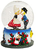 Dutch Boy & Girl Kissing Snow Globe, 3.5H