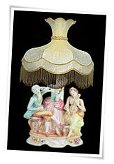 Capodimonte lamp and shade with trio musicians figurine