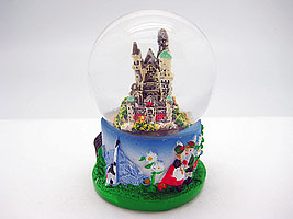 Neuschwanstein Castle Snow Globe, 3.5H