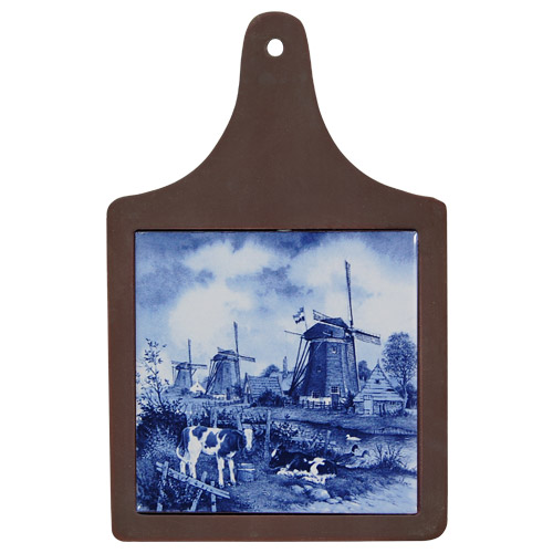 Cheeseboard w/ Delft-Blue Tile - Three Windmills with Calves