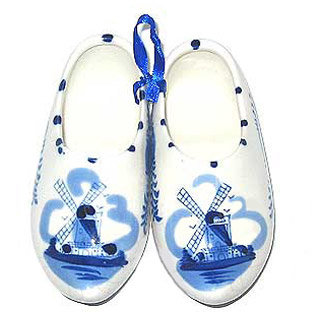 5.75 Dutch Ceramic Clog Shoes