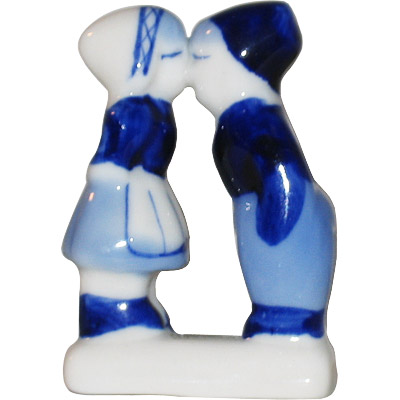 Delft Blue Figurine, Kissing Boy & Girl, 2H