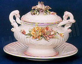 4-Piece Soup Tureen 17