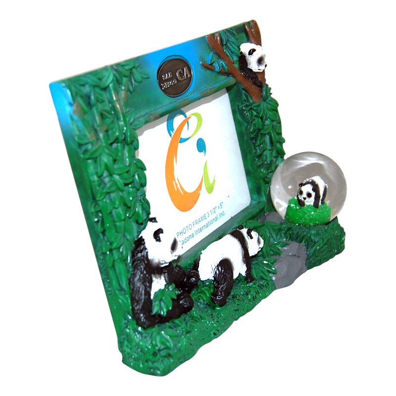 San Diego Panda Picture Frame with Snow Globe, 3.5 x 5 Photo, photo-1